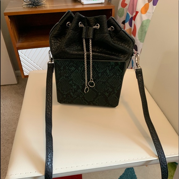 Urban Expressions Handbags - Urban Expressions crossbody snakeskin purse